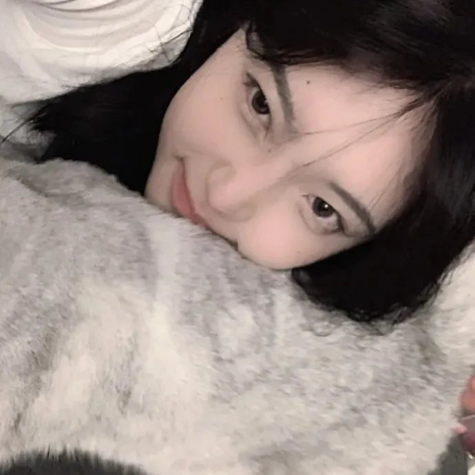 靓女也疯狂